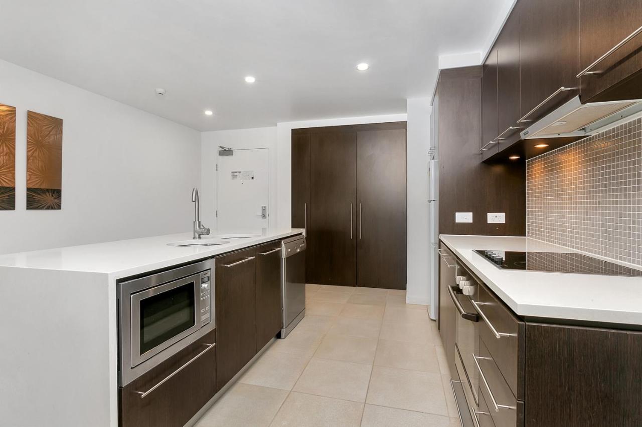 Port Douglas Private Apartments In Temple Экстерьер фото